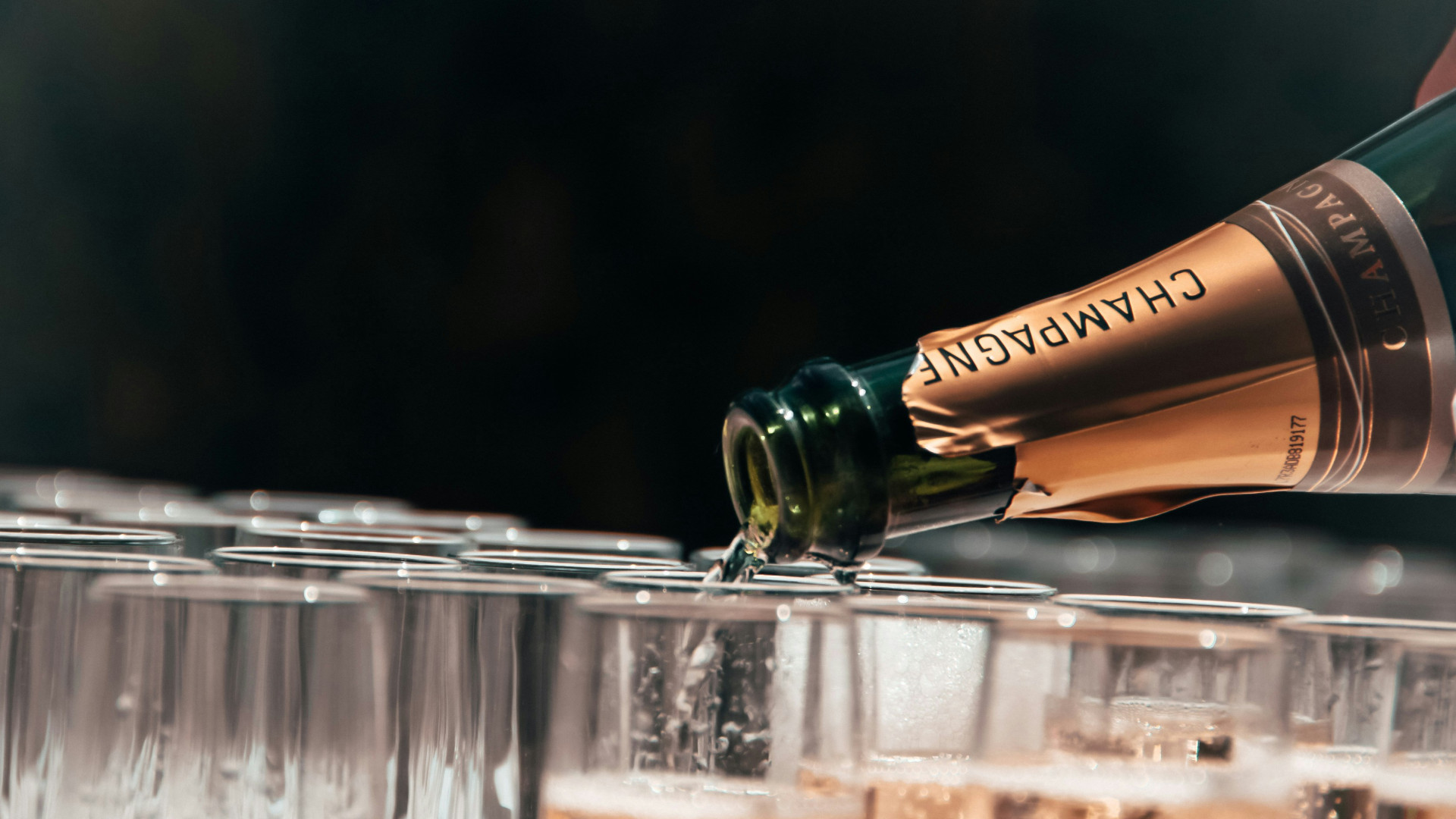 Reconnaître un bon champagne : les secrets à découvrir